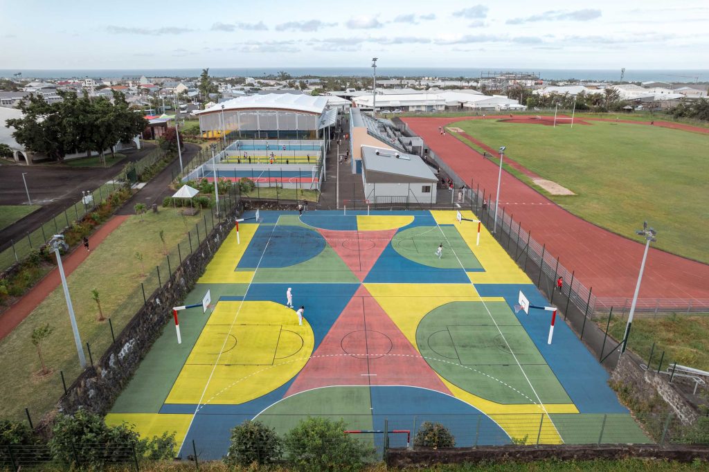 livraison du plateau sportif du stade Sarda Garriga